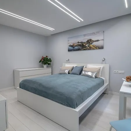 Wlr - Hoza Iii * Warschau